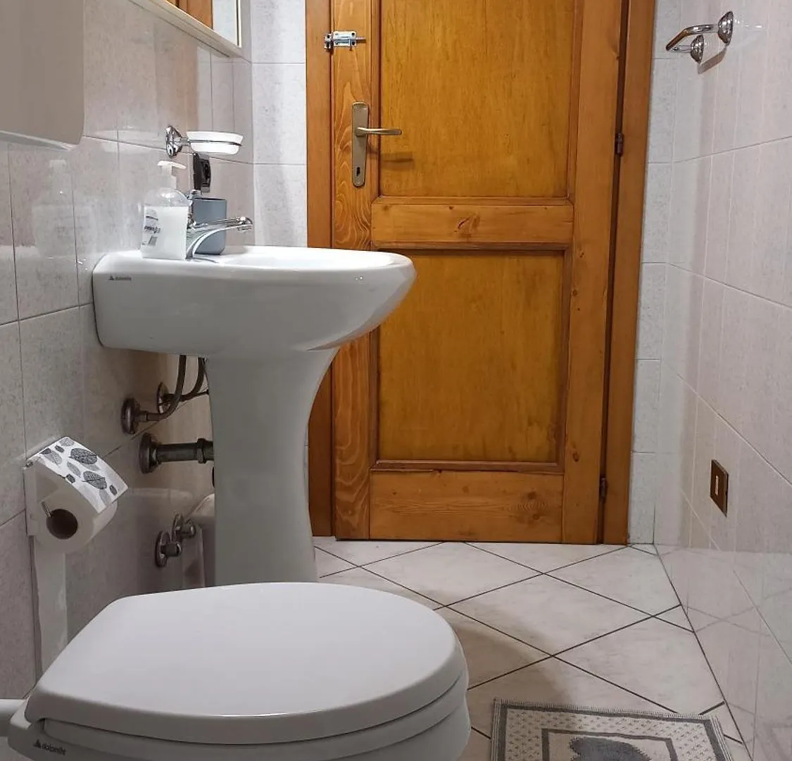 Villa Casa Felice Costa Volpino